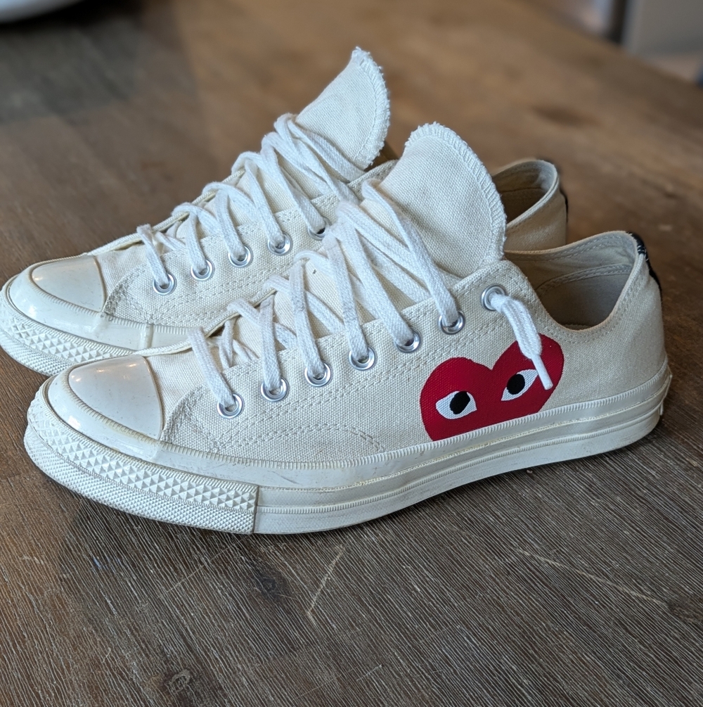 Comme des Garçons Play x Converse Chuck Taylor Low Heart Sneakers Cream Men's 10